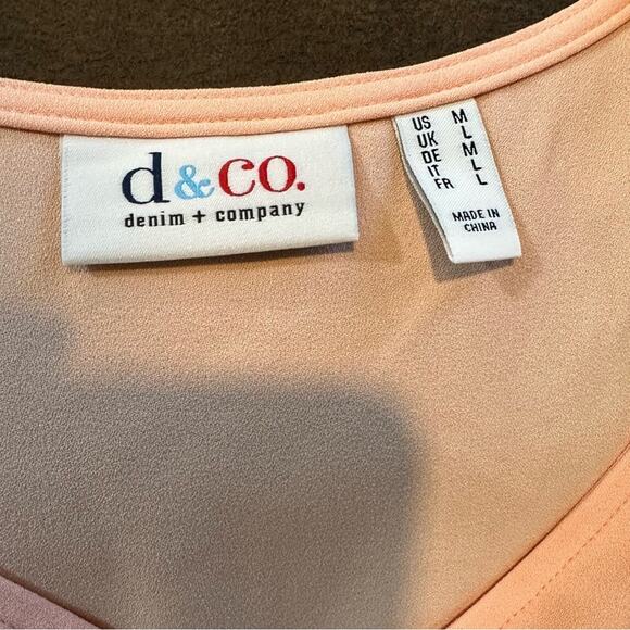 Denim & Co Button Front Top Soft Peach Size Medium Polyester Spandex Blend NEW - Picture 5 of 6